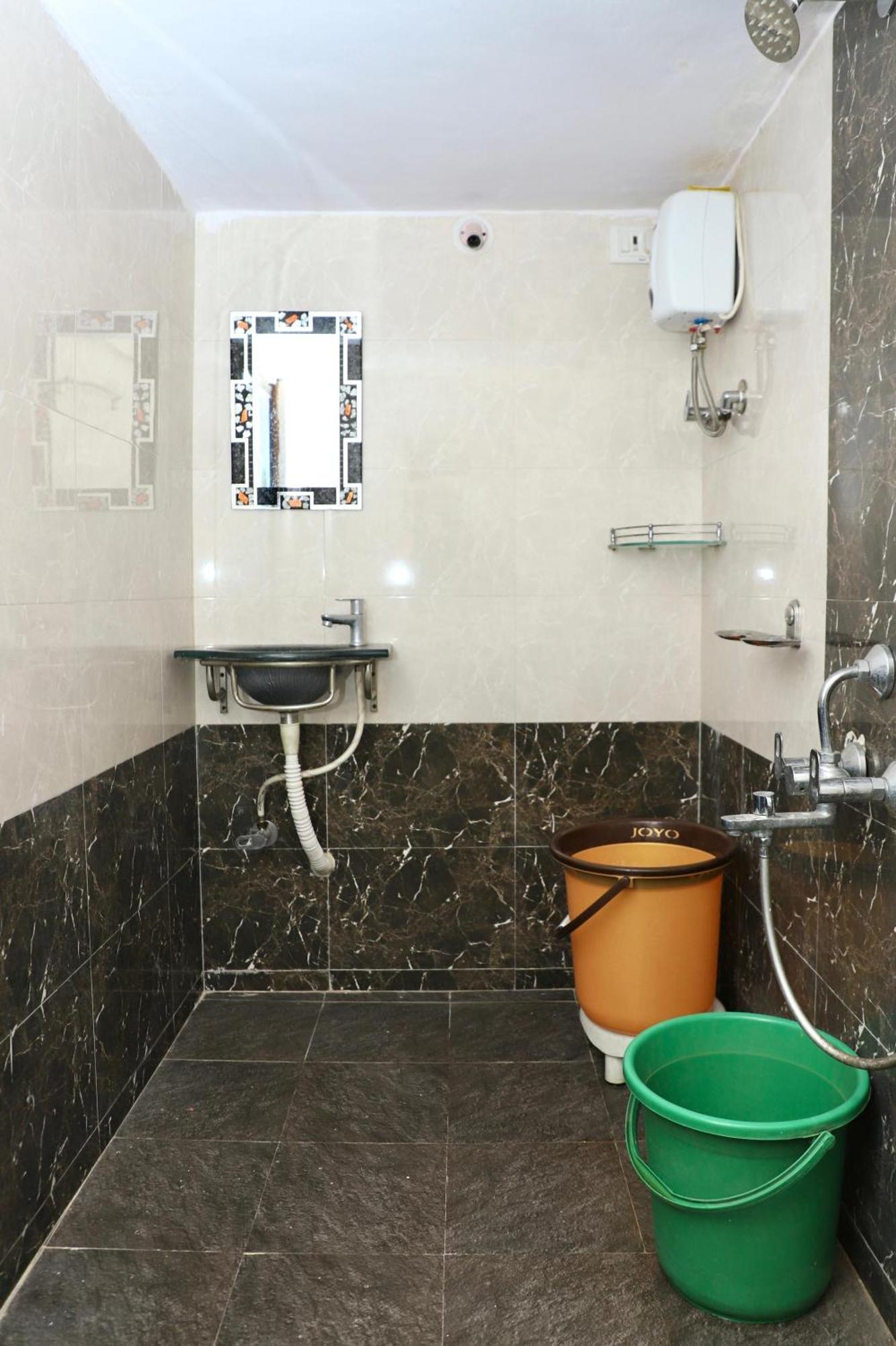 Hemharsh Holiday Home With Pool كارجات المظهر الخارجي الصورة