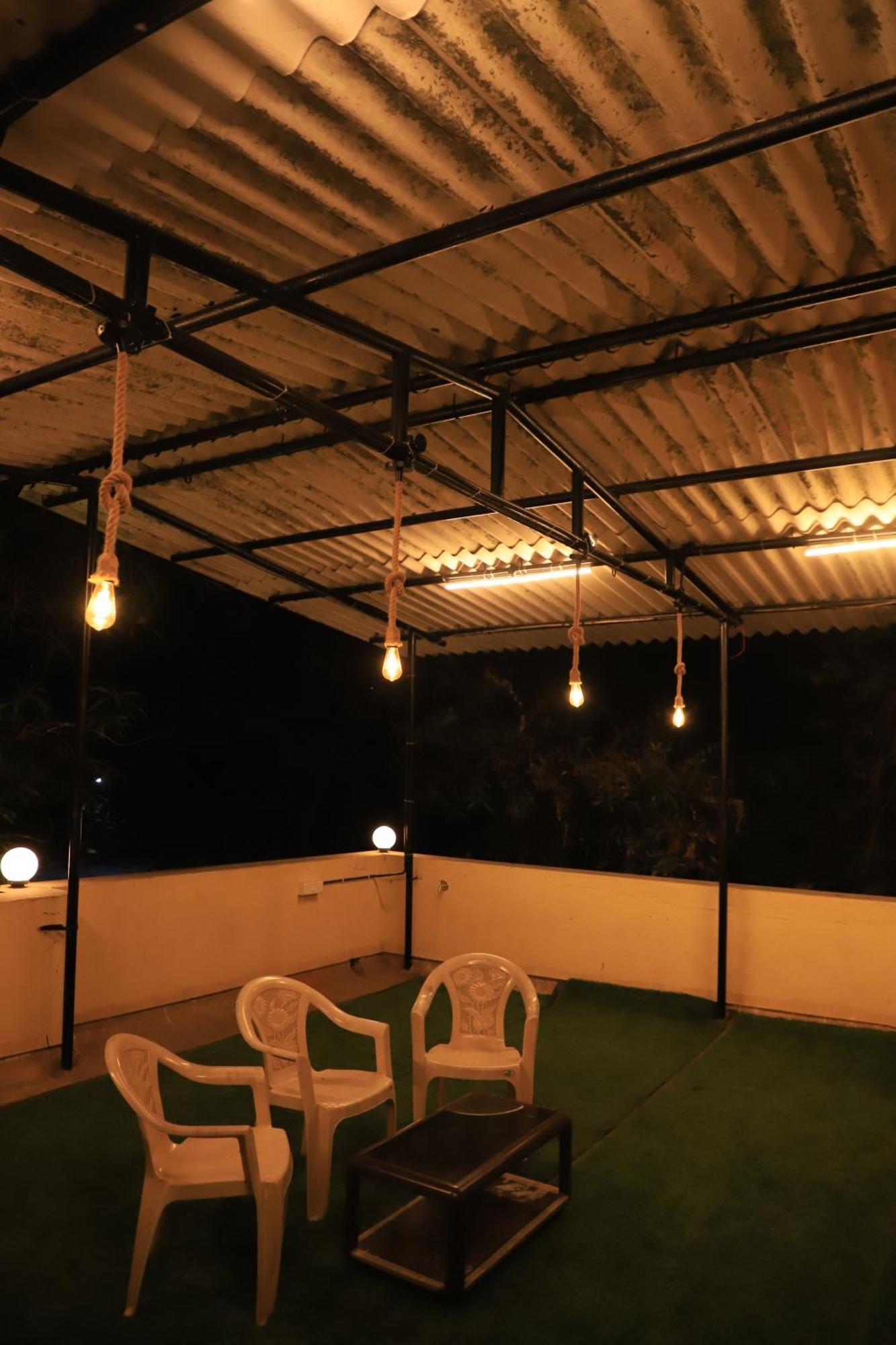Hemharsh Holiday Home With Pool كارجات المظهر الخارجي الصورة